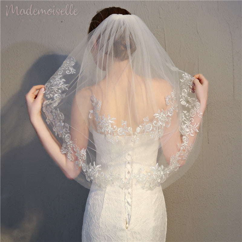 Daisy Veil