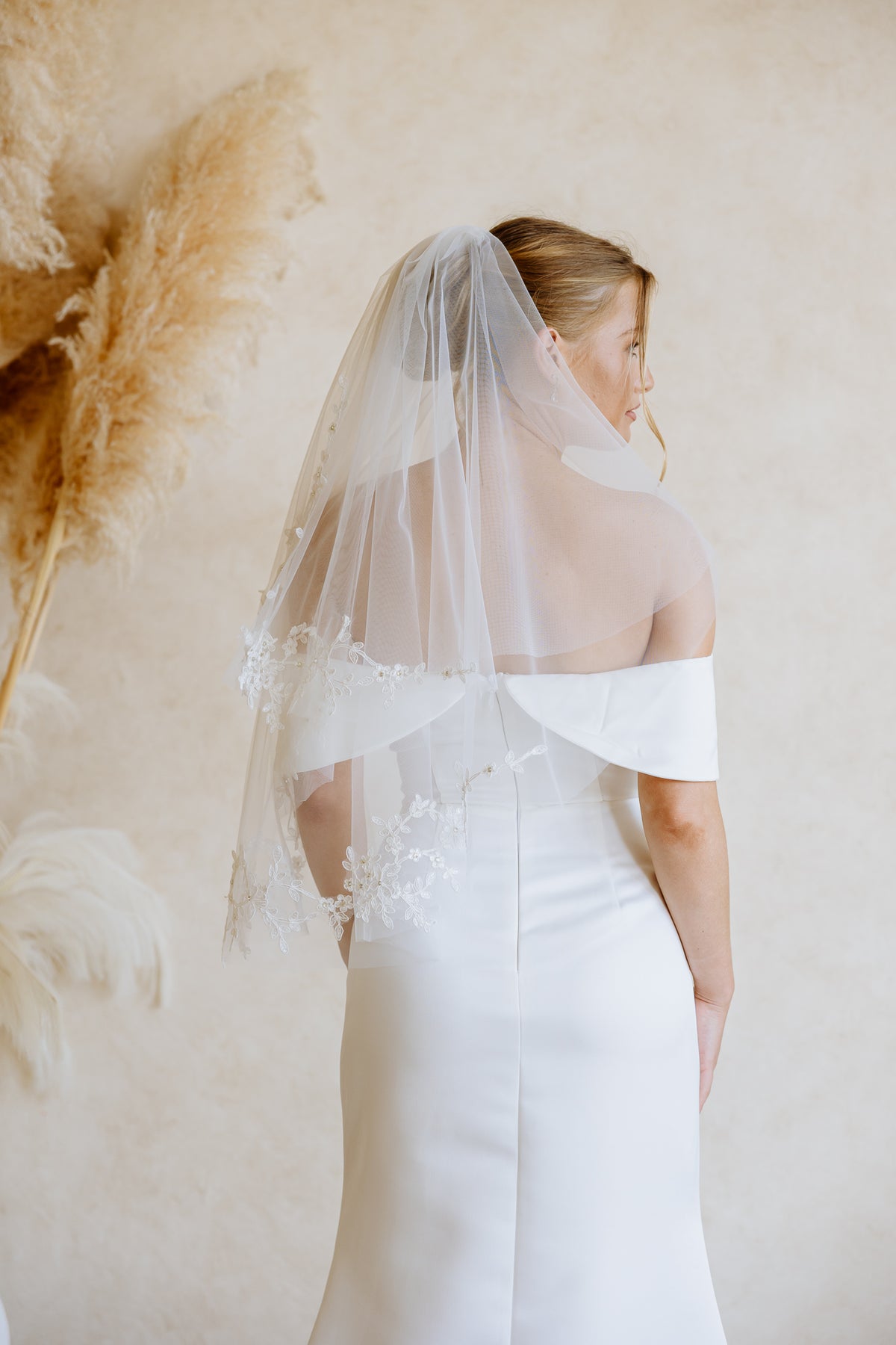 Evita Veil